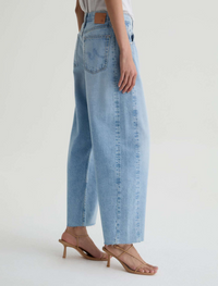 Hattie Barrel Crop - Gesture