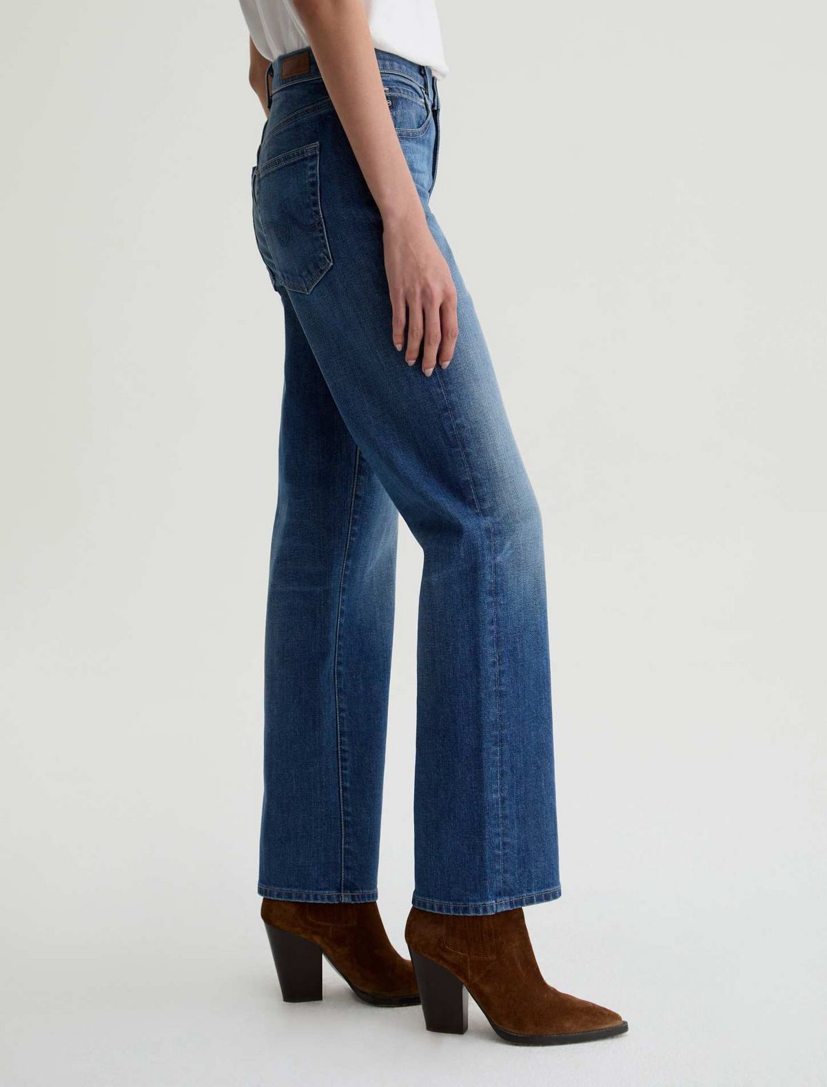 Brinley Mid Rise Straight - Hotel California