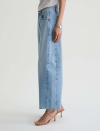 Hattie Barrel Crop - Gesture