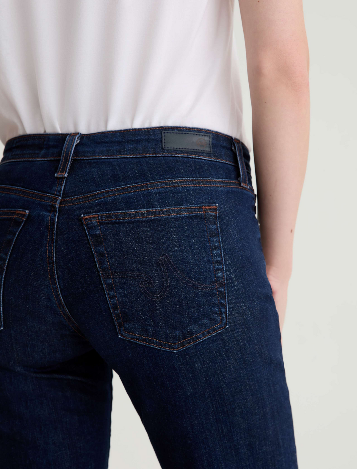 Sandra Low Rise Straight - Modern Indigo