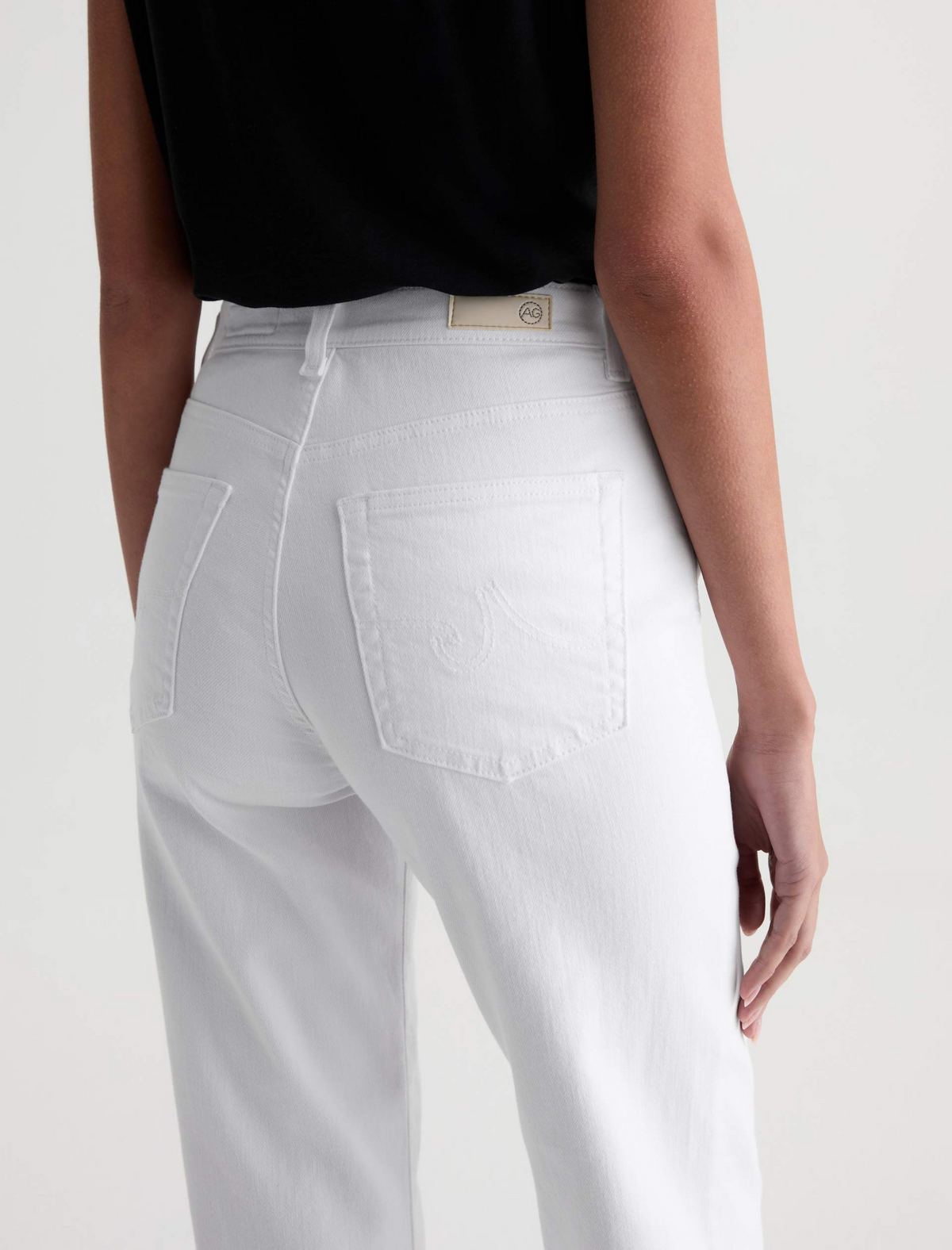 Brinley Crop - Gallery White