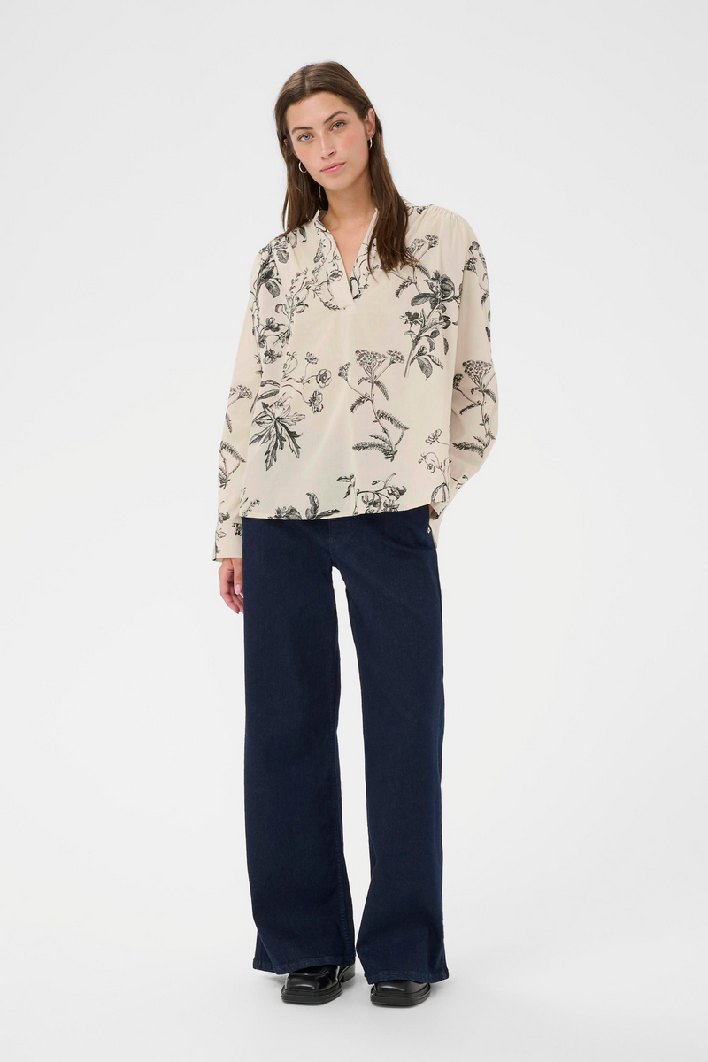 Natale Blouse - Dark Navy Botanical Print