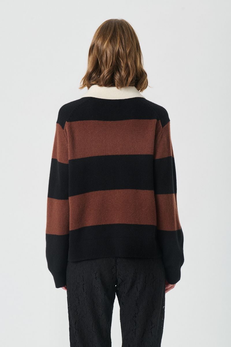 Vinkela Pullover - Sorrel Horse/Black