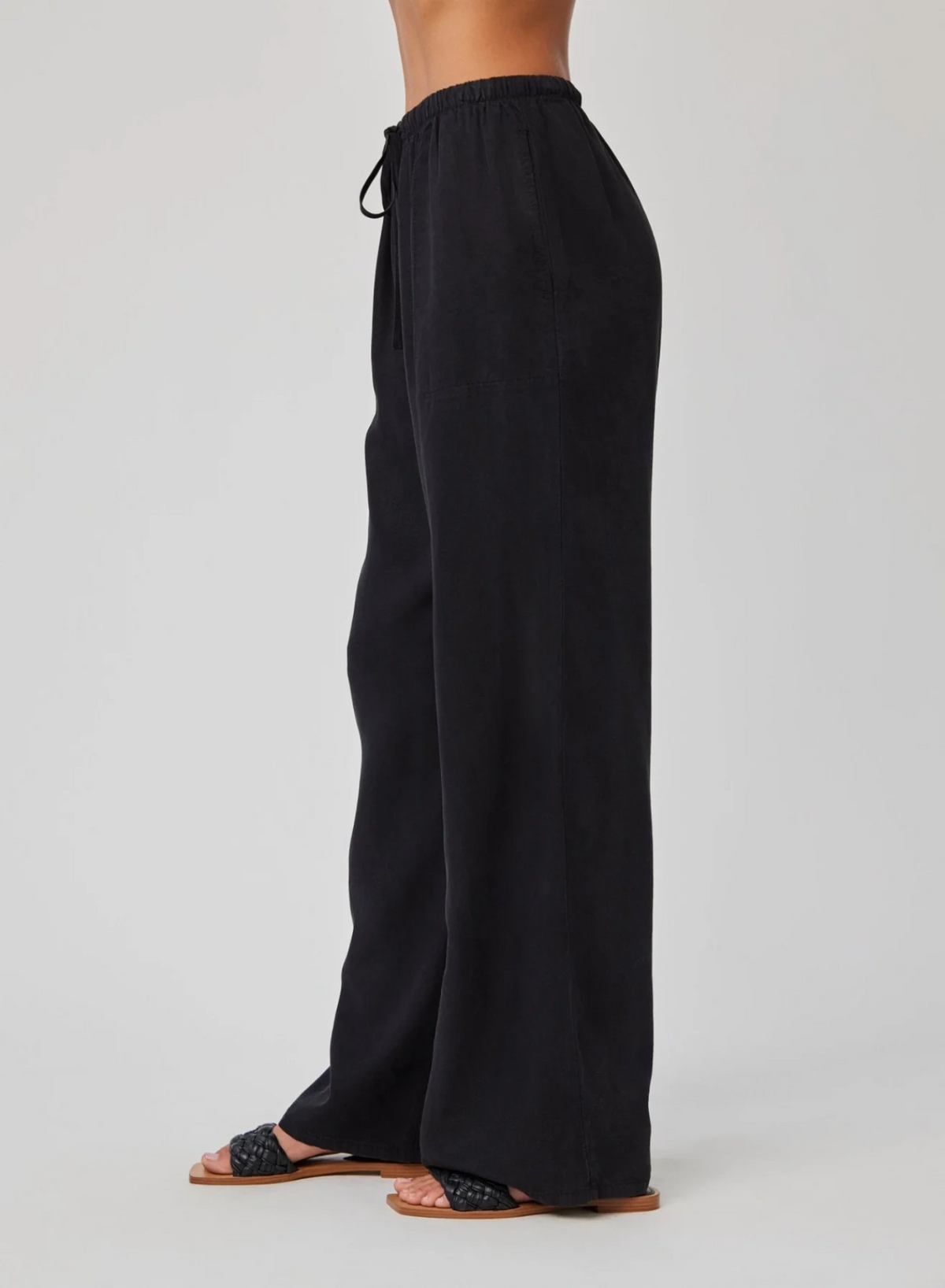 Kylie Wide Leg With Drawstring Pant - Black