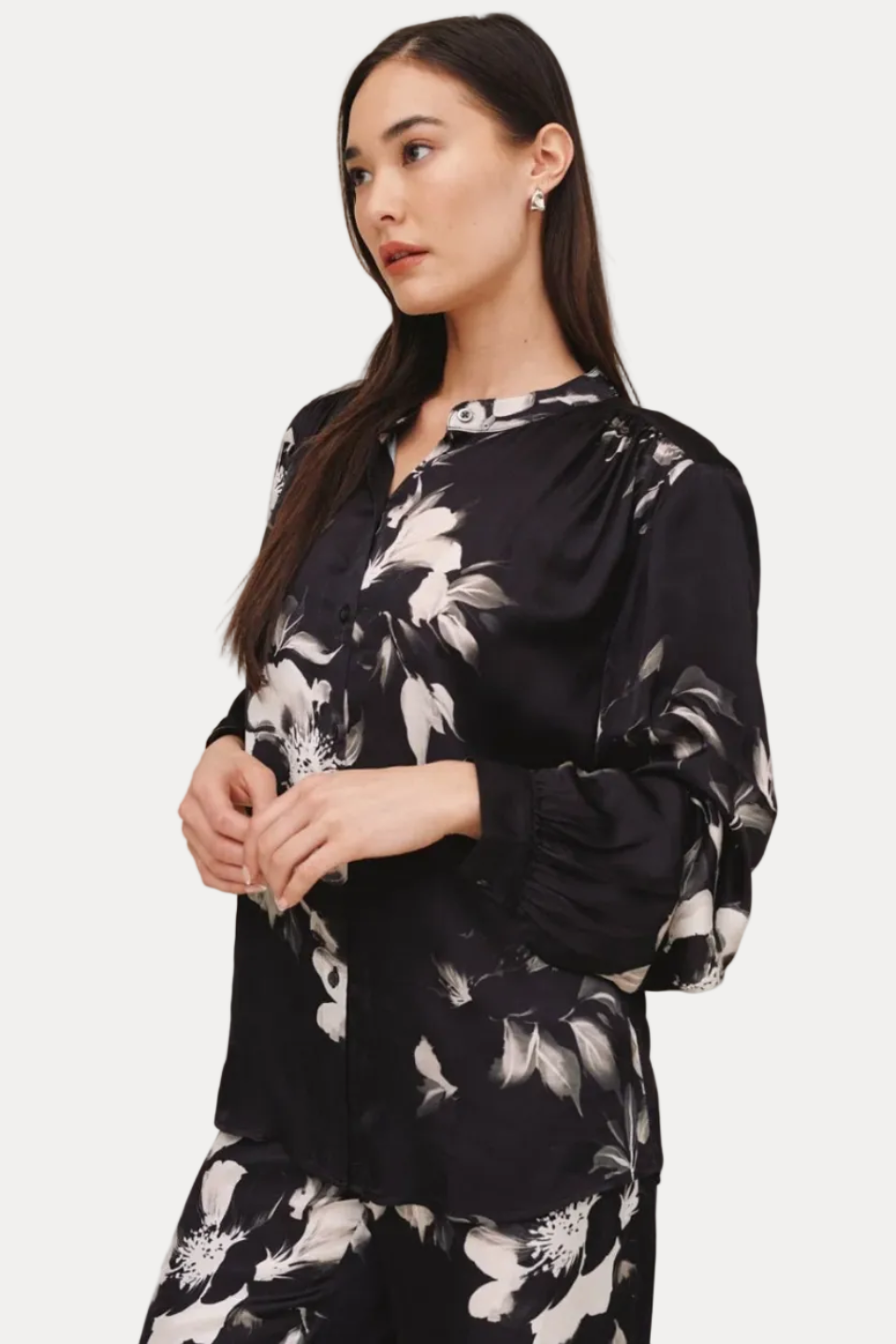 Long Sleeve Mandarin Collar Shirt - Noir Bloom Print