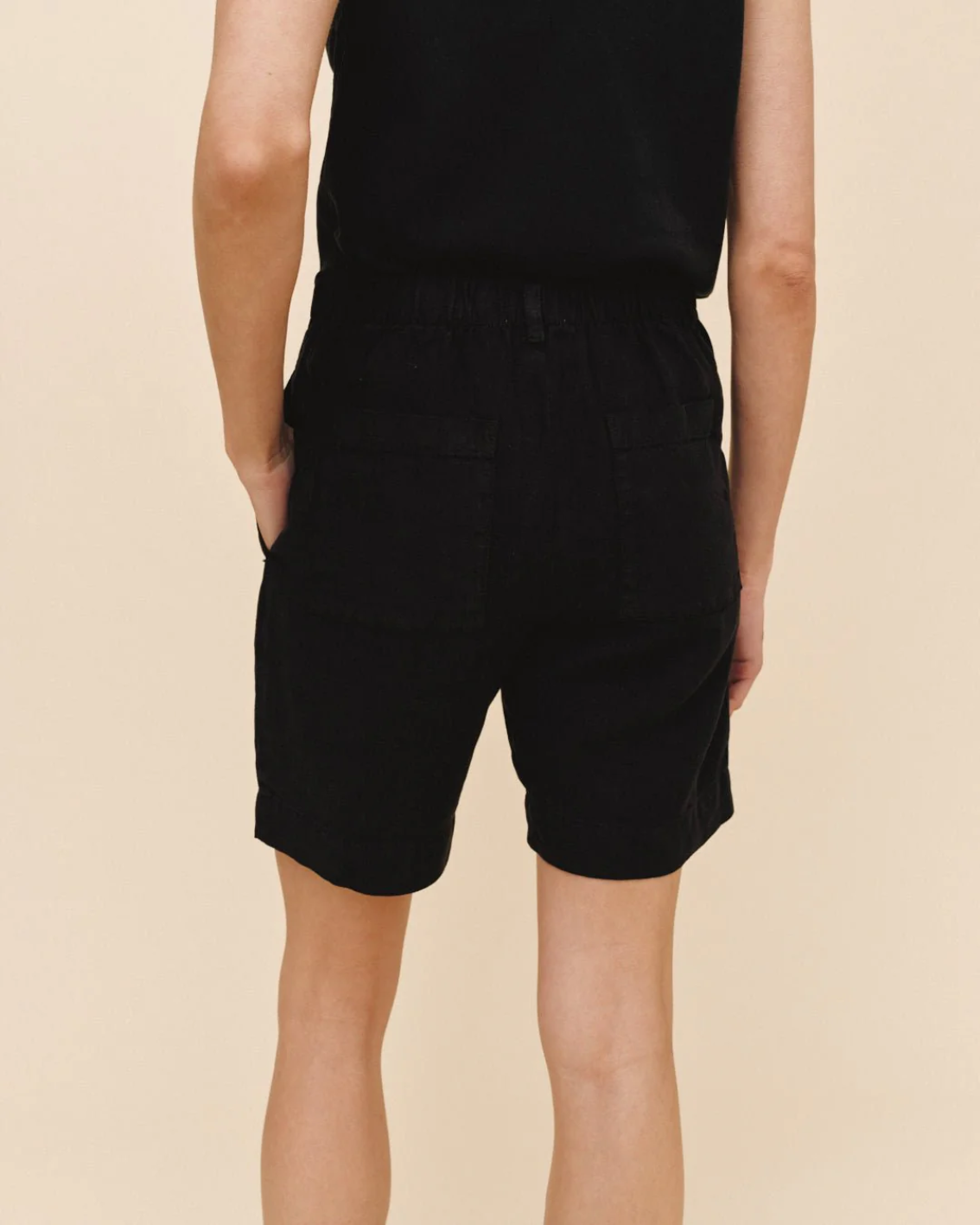 Pleated Bermuda - Black