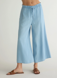 Ruffle Waist Wide Leg Crop - Light Riviera Wash