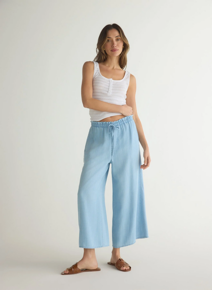 Ruffle Waist Wide Leg Crop - Light Riviera Wash