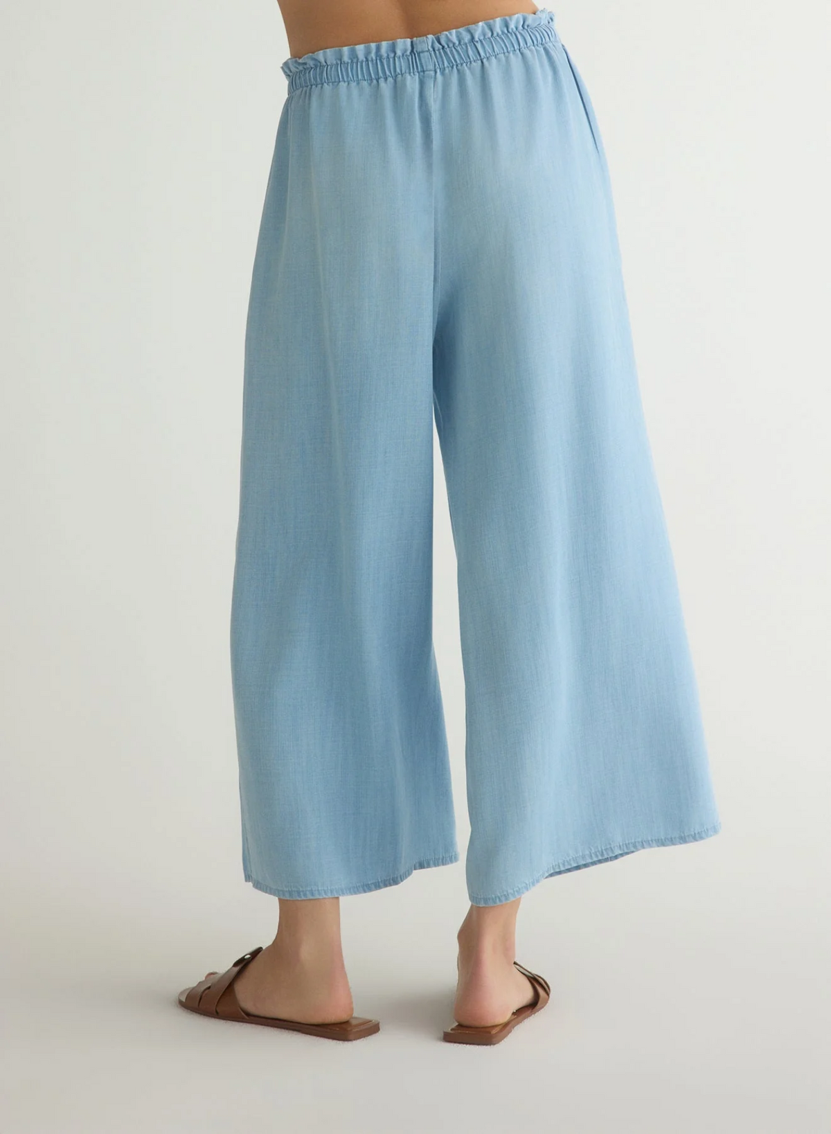 Ruffle Waist Wide Leg Crop - Light Riviera Wash