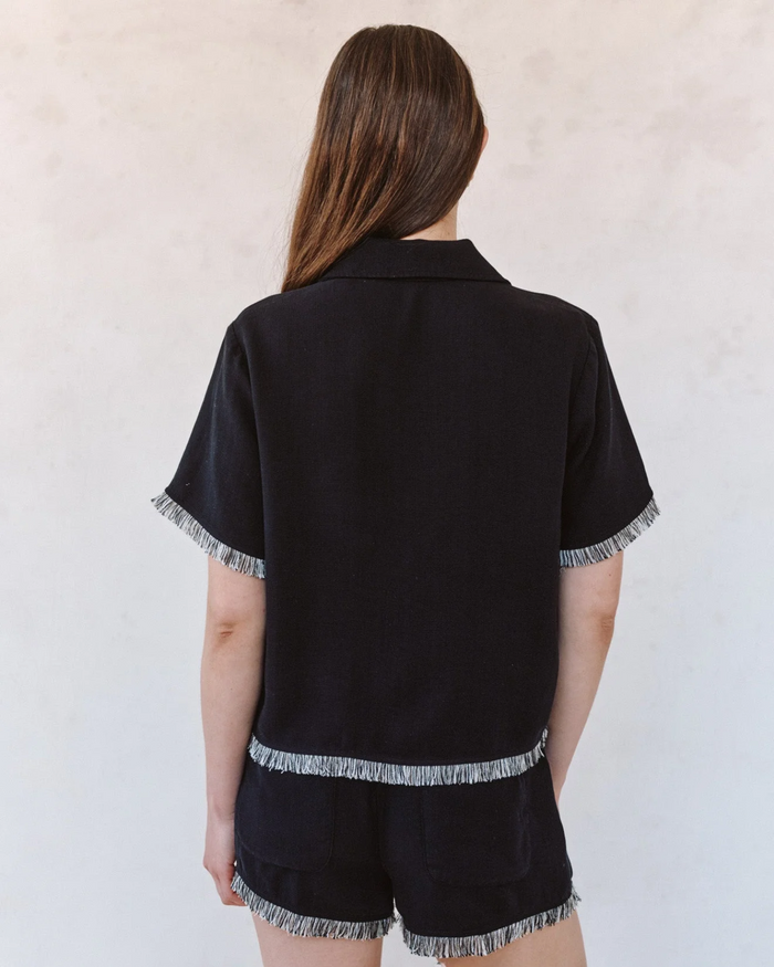 Short Sleeve Fray Trim Shirt - Black