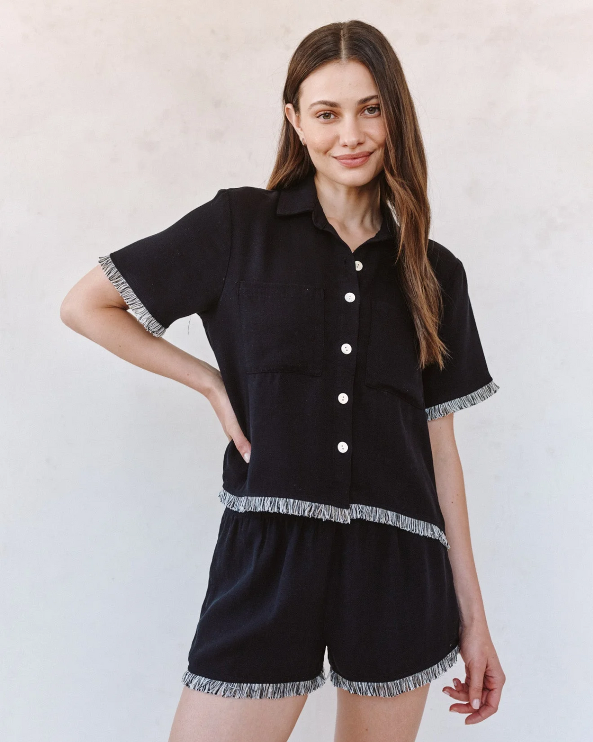 Short Sleeve Fray Trim Shirt - Black