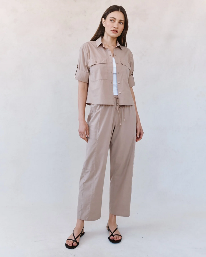 Side Pocket Seamed Pant - Soft Dune
