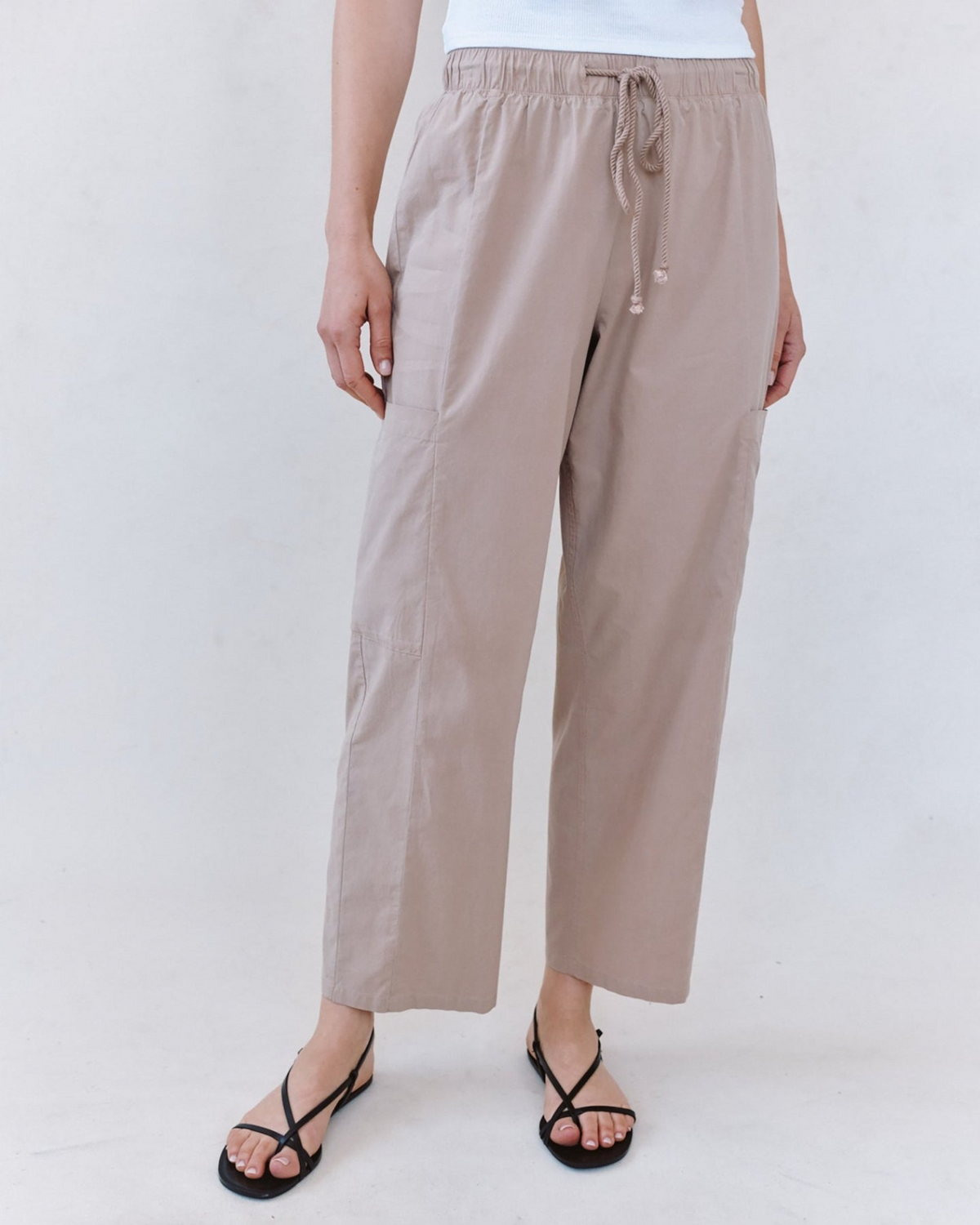 Side Pocket Seamed Pant - Soft Dune