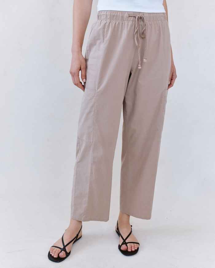 Side Pocket Seamed Pant - Soft Dune