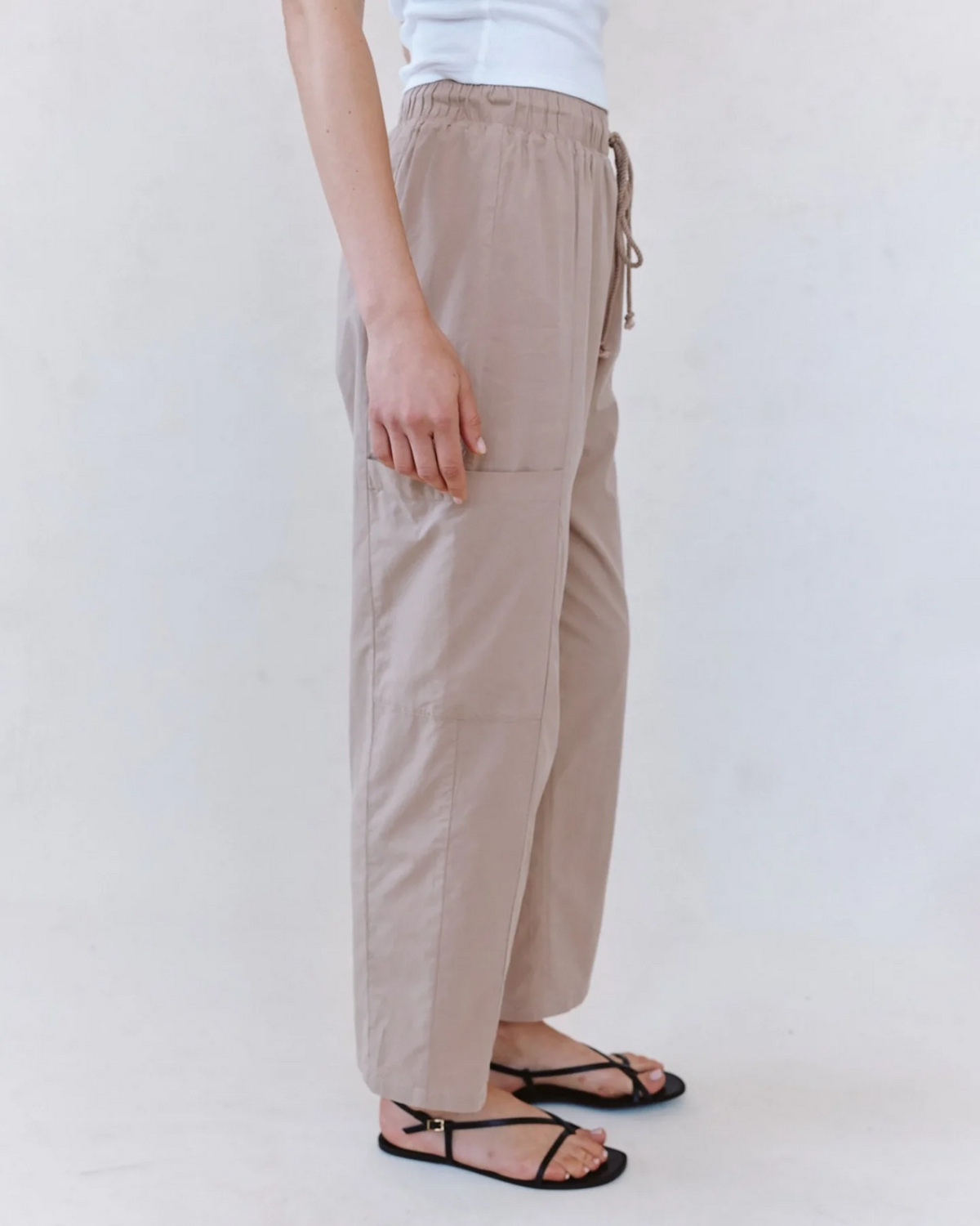 Side Pocket Seamed Pant - Soft Dune