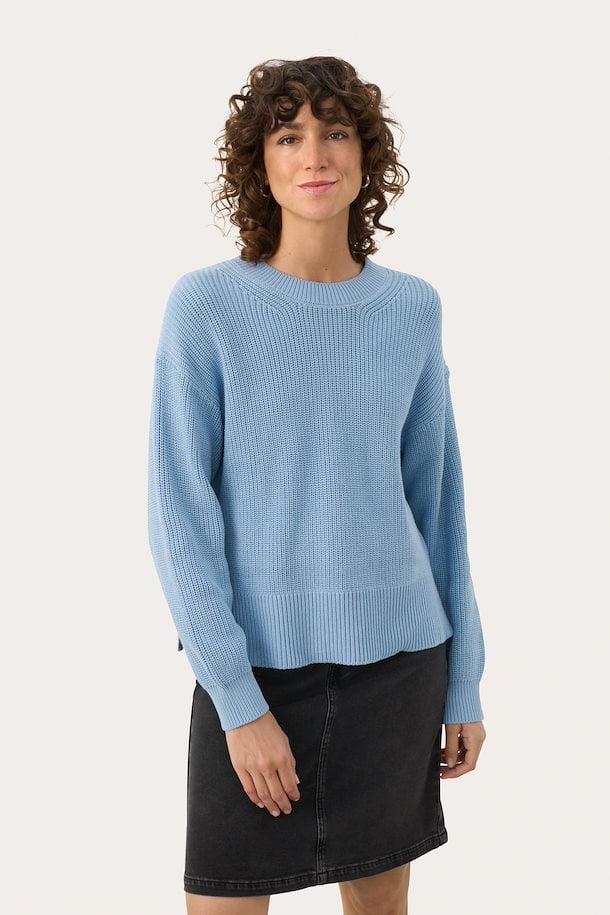 Luma Pullover - Soft Chambray